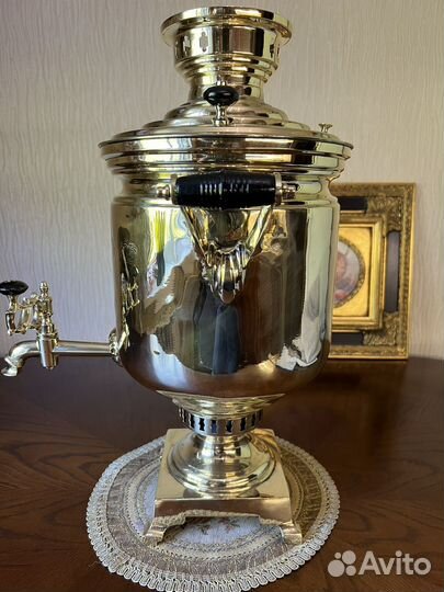 Самовар банка медальная В.С.Баташев на 7 л