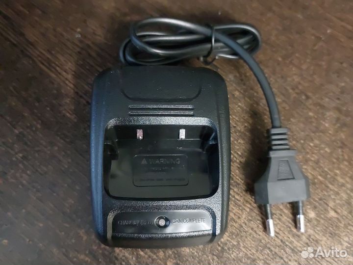 Зарядное устройство для рации Baogeng 777s888s666s