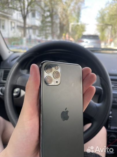 iPhone 11 pro max 64gb/sim