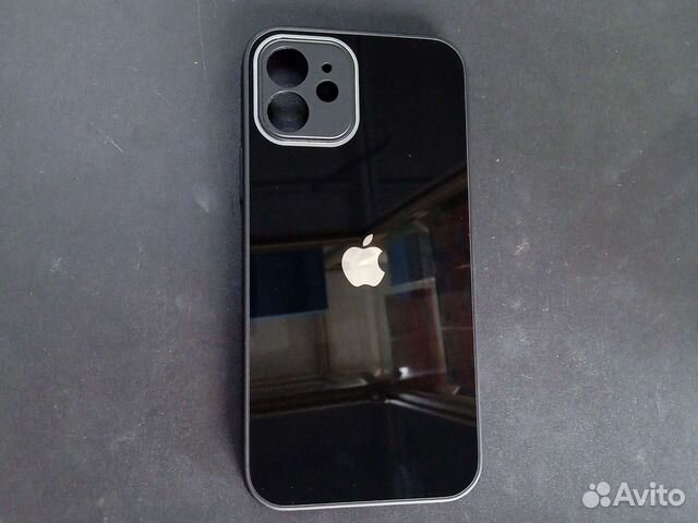 Чехол на iPhone 12