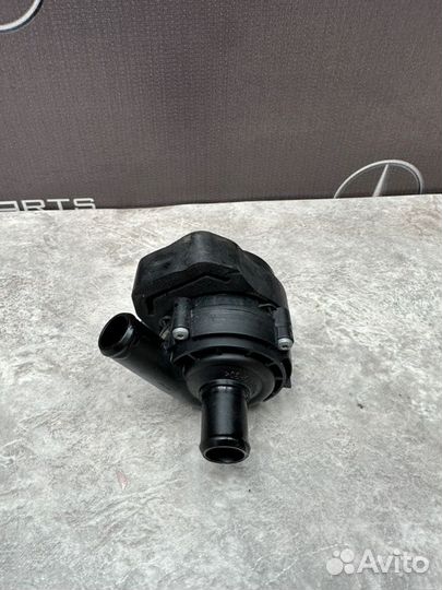 Насос охлаждающей жидкости Mercedes-Benz Cls500