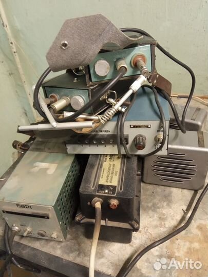 Продаю акб ангара зарядное ромашка