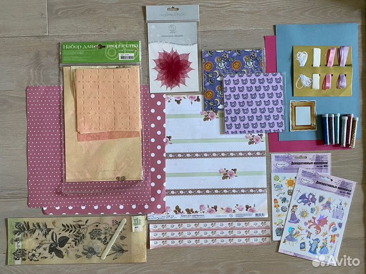 Пакетом набор для рукоделия/творчества