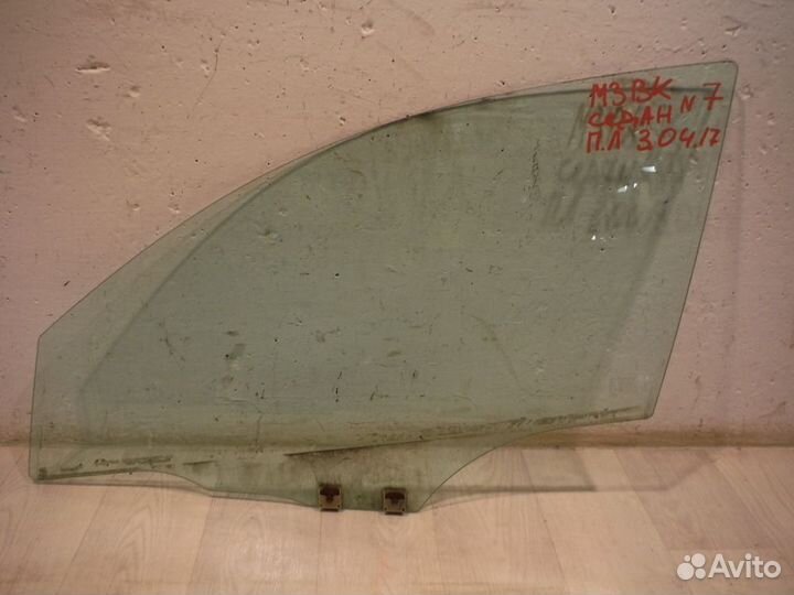 Стекло двери передней левой mazda 3 BK 2006