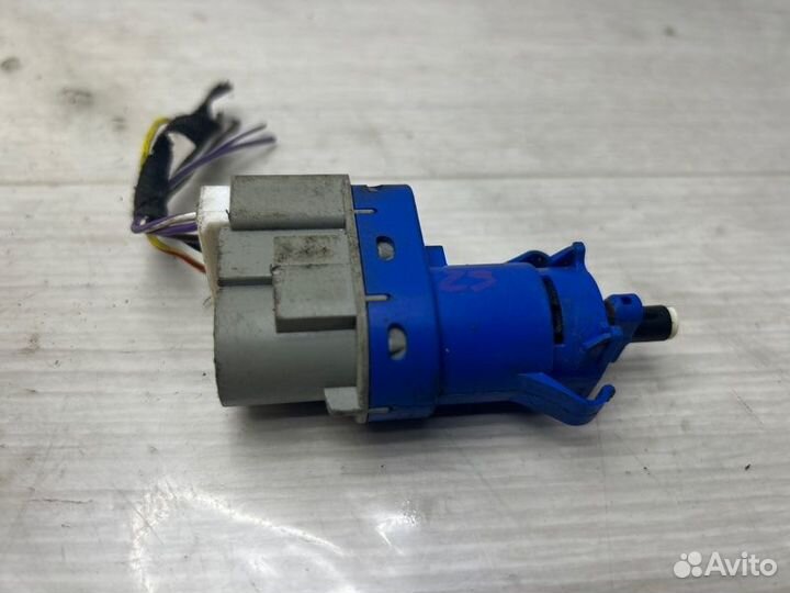 Датчик тормозной педали Ford Transit 8