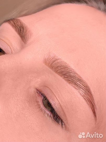 Коррекция и натуральное окрашивание бровей