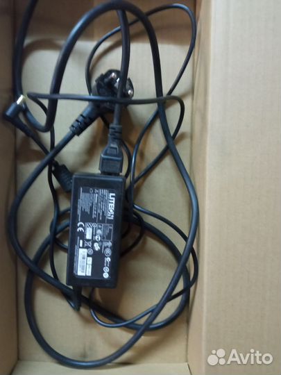 Сетевой адаптер для ноутбука