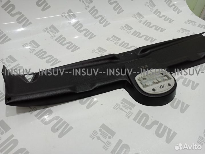 Облицовка потолка черная с плафоном без обтяжки