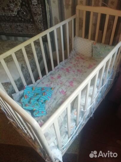 Детская кровать и матрас