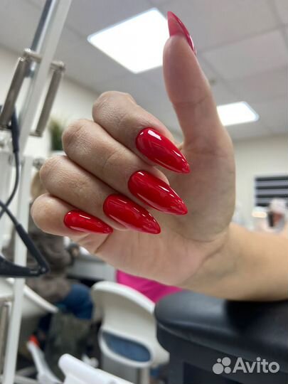 Наращивание ногтей