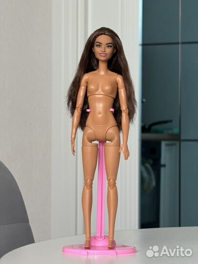 Barbie Fashionistas 182 на шарнирном теле