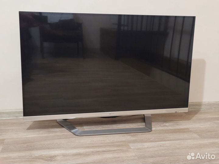 Телевизор LG 42LM670