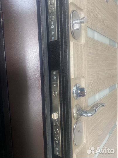 Дверь входная