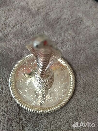 Подставки под украшения Мельхиор