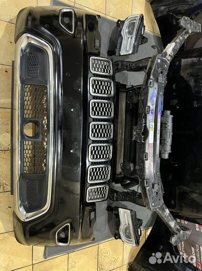 Ноускат Jeep Grand Cherokee WK2 Рестайлинг 2017