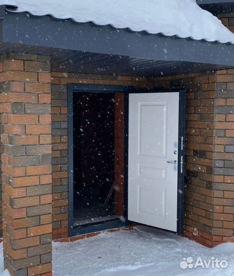 Дверь входная металлическая
