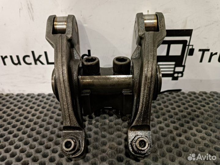 Вал рокеров Man Tgx