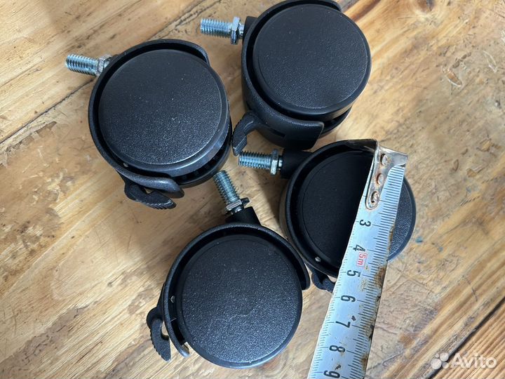 Продам колёсики для мебели поворотные