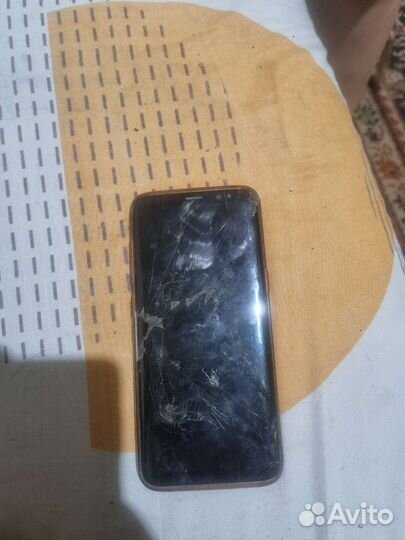 Samsung Galaxy S8, 4/64 ГБ