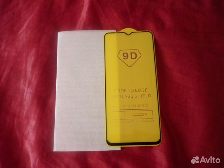 Защитное стекло realme-c31