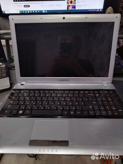 Samsung rv515