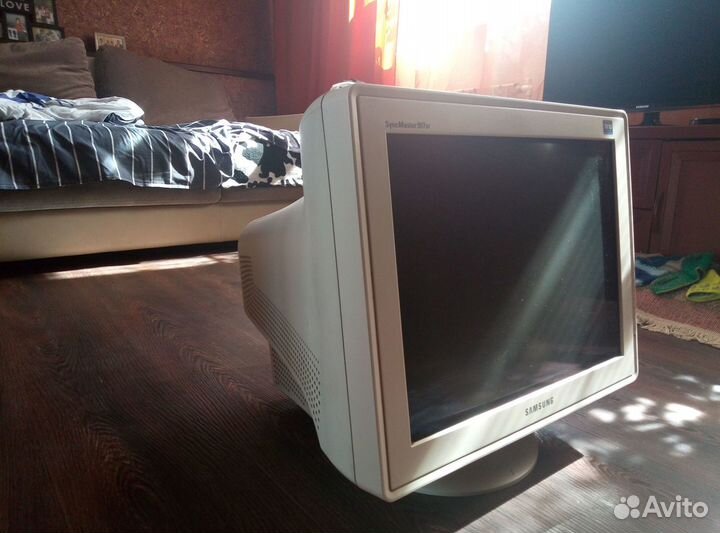 Монитор Samsung 19 дюймов