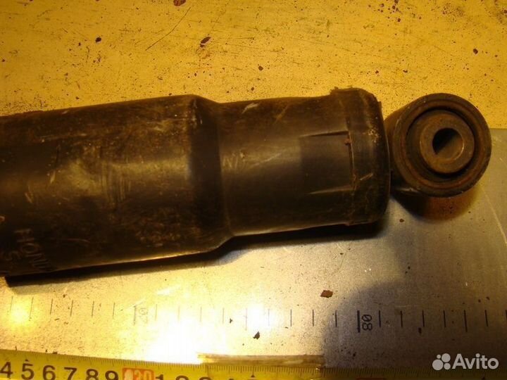 Амортизатор задний Acura mdx 02г