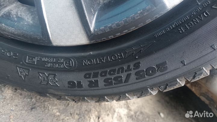 Michelin X-Ice 205/55 R16