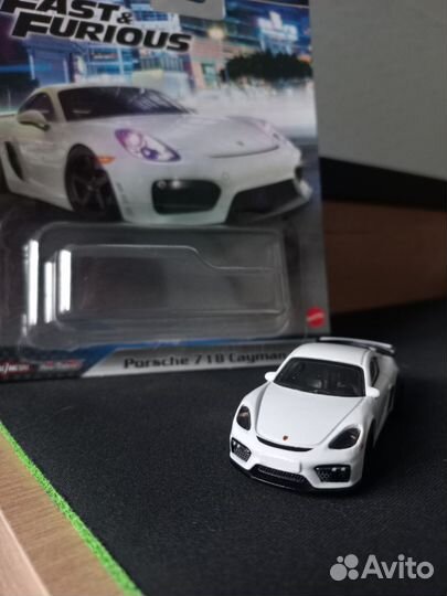 Hot wheels porsche cayman