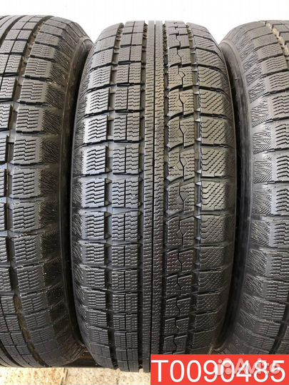 Toyo Winter Tranpath MK4a 215/60 R17 101R