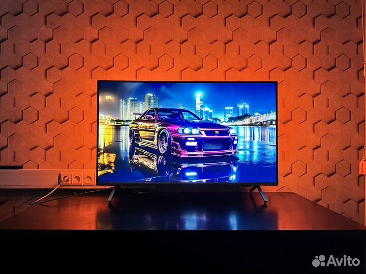 Телевизор Philips 43 4K HDR Ambilight 3x