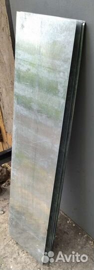 Отлив для крыши из оцинковки