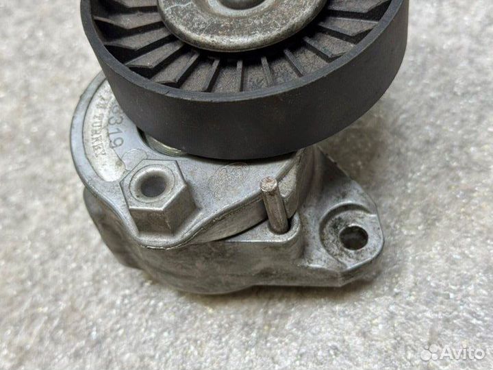 Натяжитель Mercedes-Benz M272