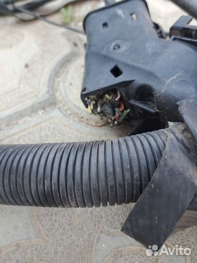 Коса двигателя Ford Fusion