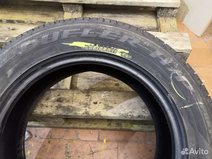 Bridgestone Dueler H/P Sport 235/55 R17