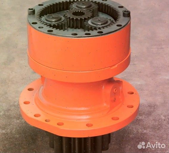 Robex 320 LC-7A Редуктор 31QB-10140 / R450-7