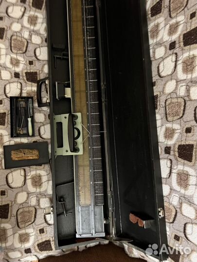 Вязальная машина Нева 2