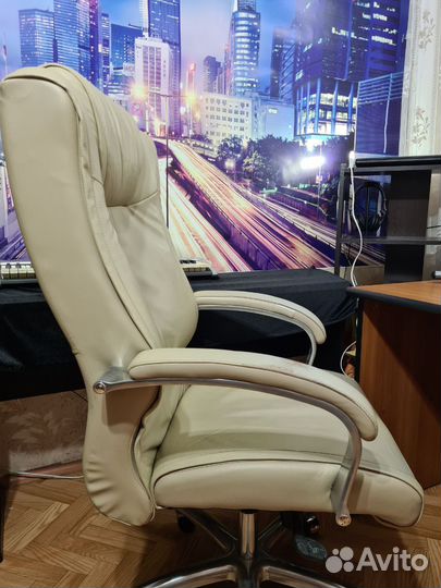 Компьютерное кресло