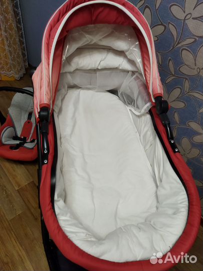 Коляска 3 в 1 Zippi Pia