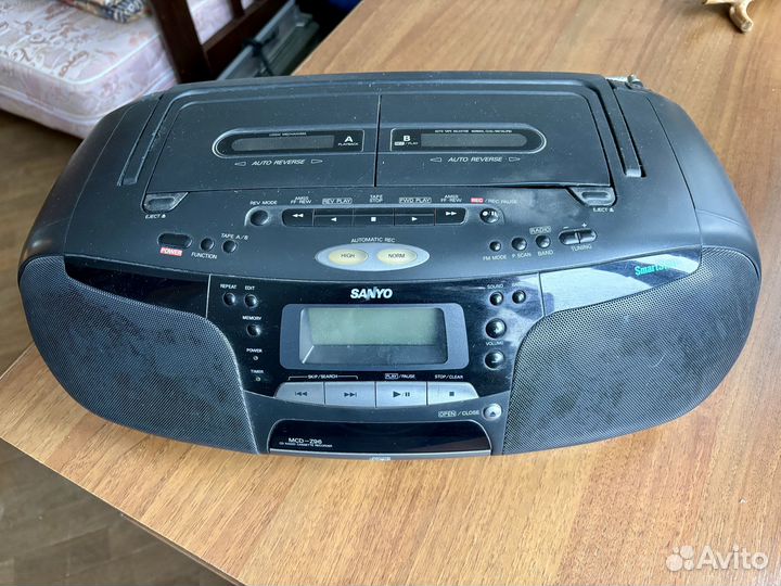 Магнитола sanyo