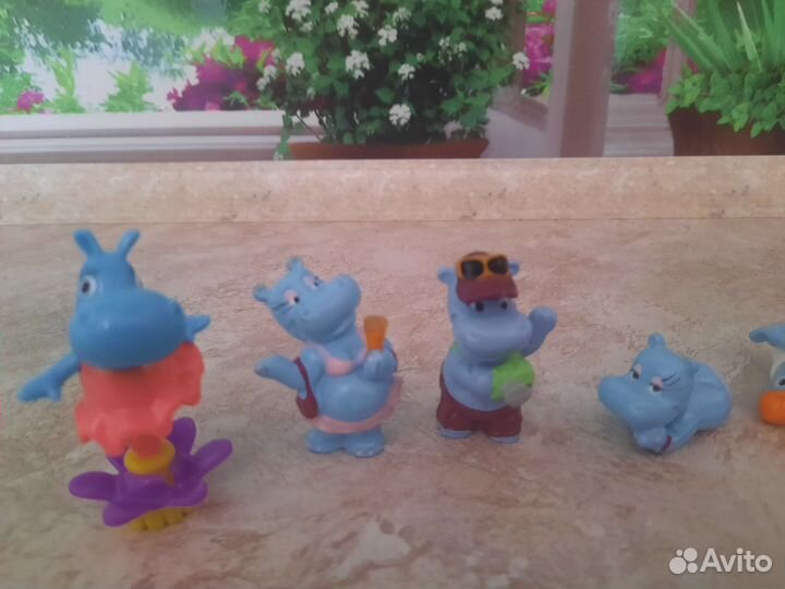 Старые игрушки из киндера