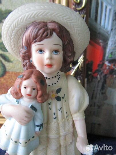 Статуэтка номерная Emily Jan Hagara 1982 г