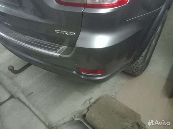 Крышка багажника Jeep grand Cherokee wk2.2012