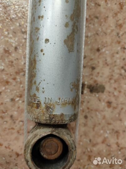 Задний амортизатор civic 5d 2006-2012 Kyb 553365