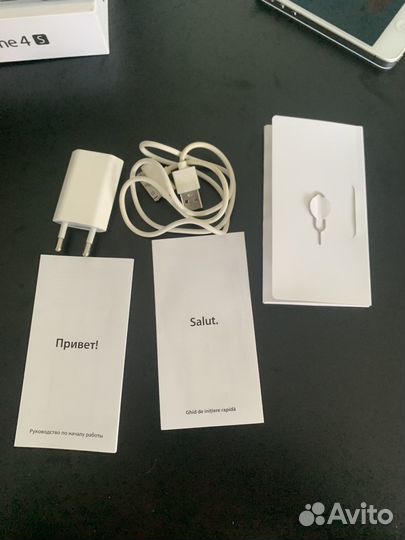 Продам Apple iPhone 4S в белом цвете