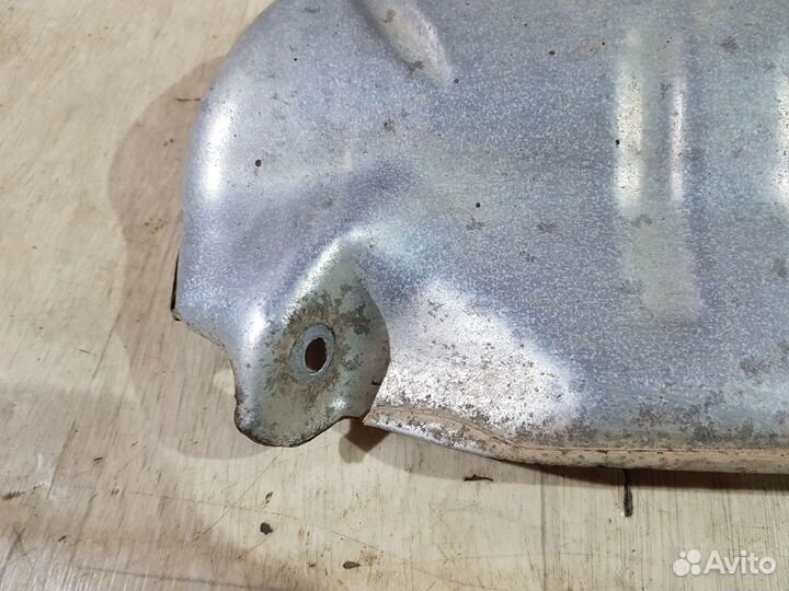 Тепловой экран renault fluence 1.6