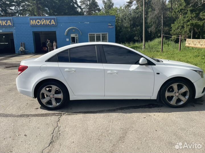 Chevrolet Cruze 1.6 МТ, 2012, 200 000 км