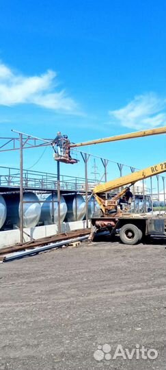 Бригада строителей