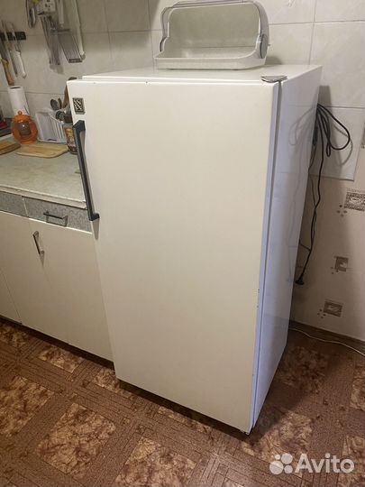 Холодильник на запчасти