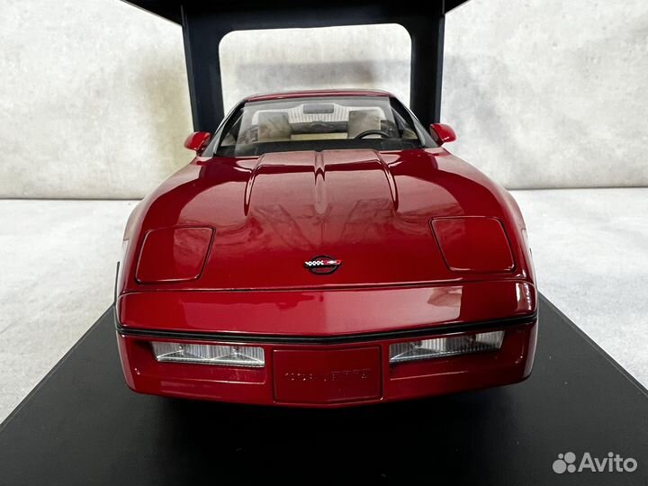 Chevrolet Corvette Autoart 1:18